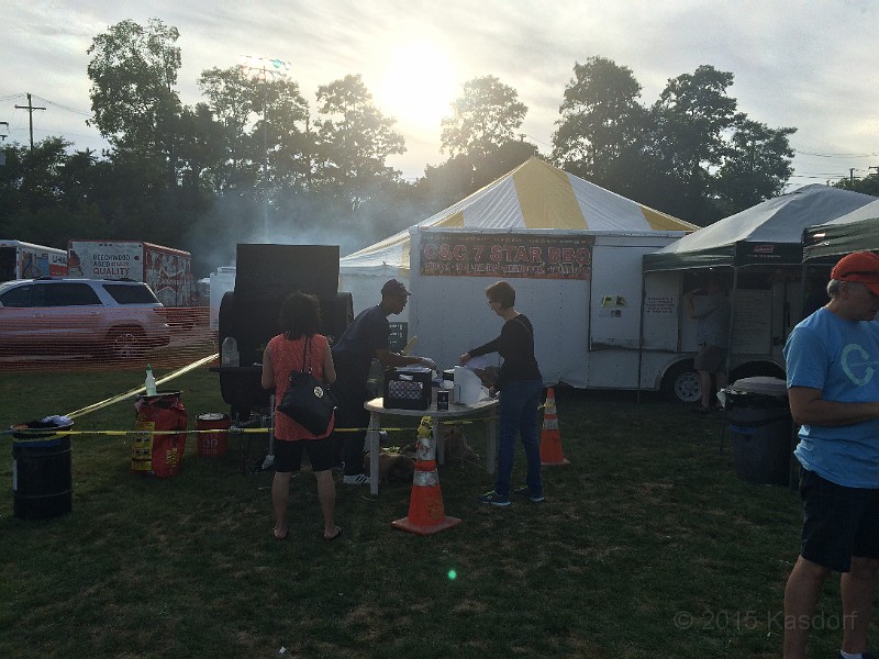 2015-09-26 The Great Beer Run 0150.JPG - 2015 The Great Beer Run 5K in Northville Michigan.